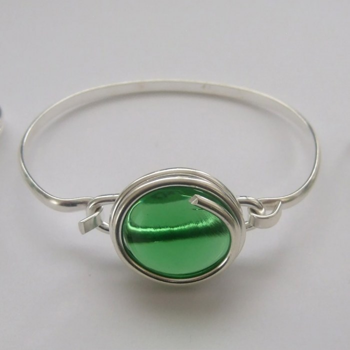 Large-dark-opaque-green-glass-set-4